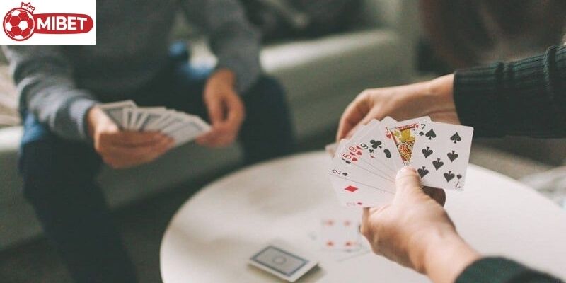Mặt trái và mặt phải của một trò chơi dân gian